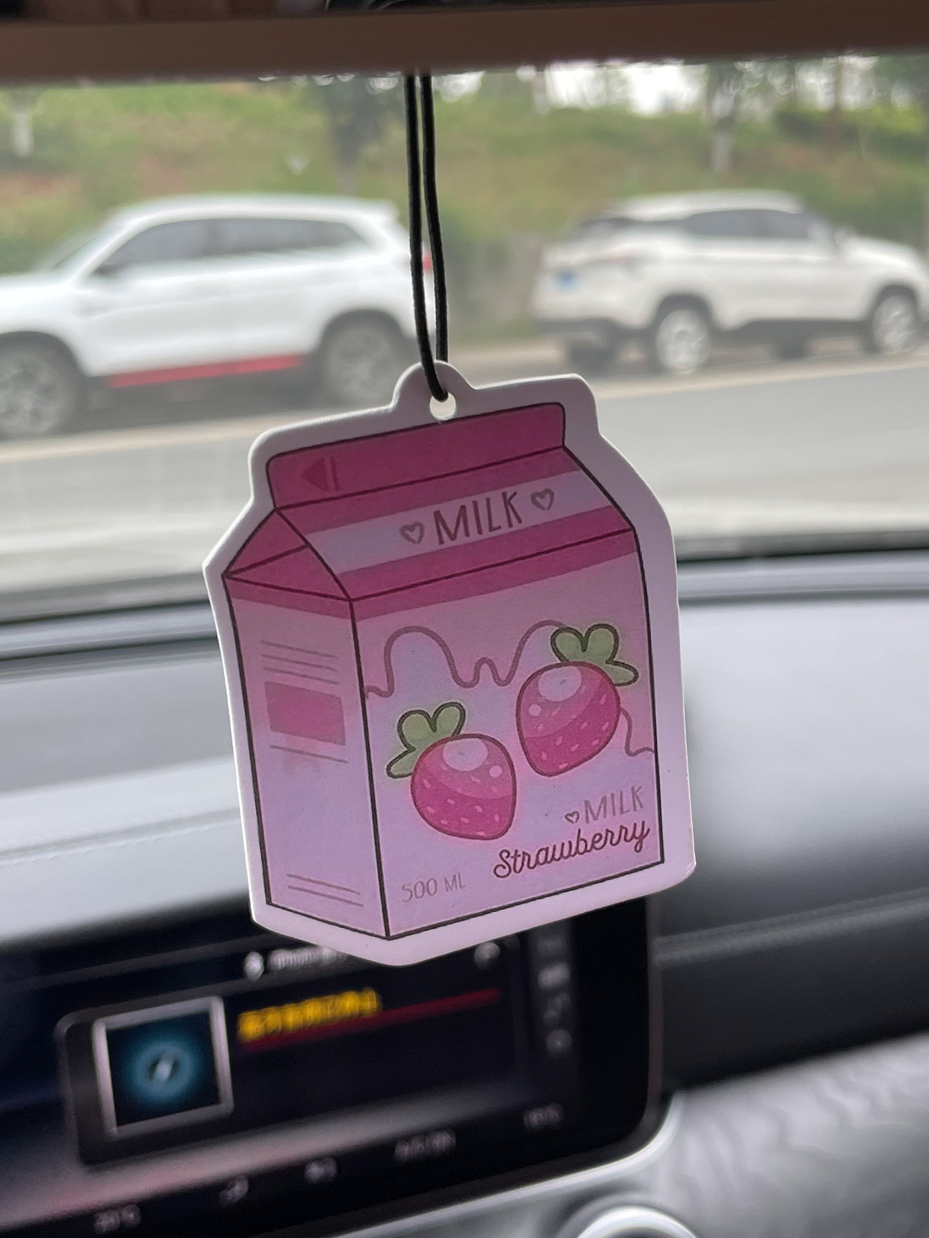 Milk/Freesia Fresh Scent Five- - Perfume Fragrance Store recension och pris