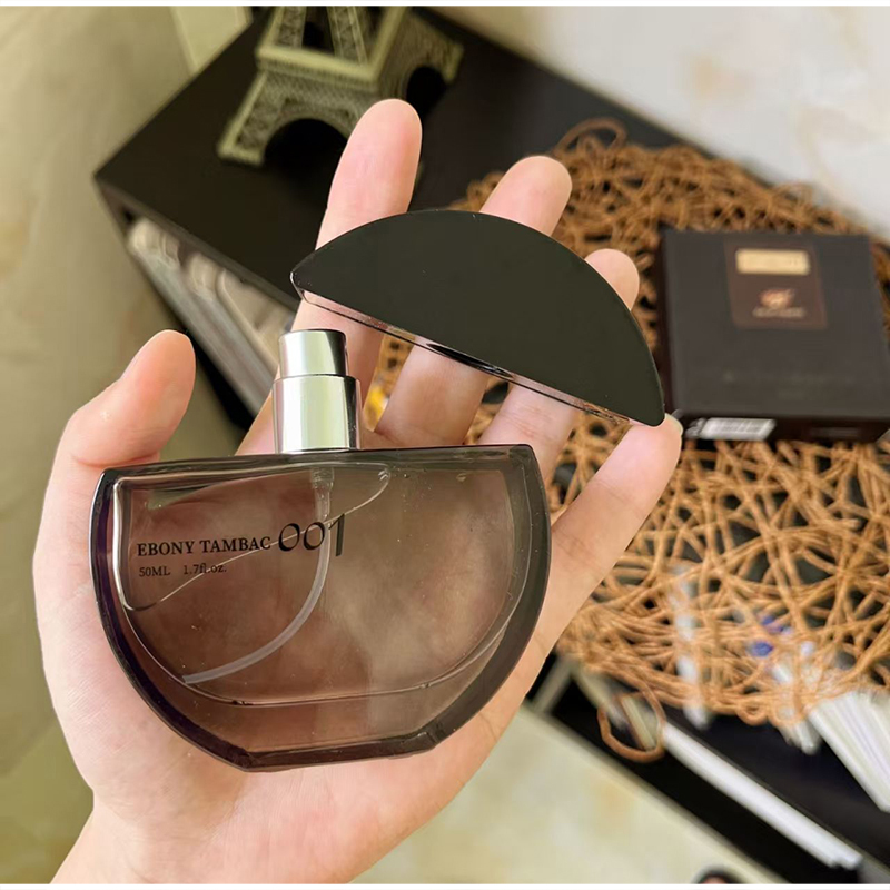  Woody Arabian Dubai Perfume O - Perfume Fragrance Dubai recension och pris