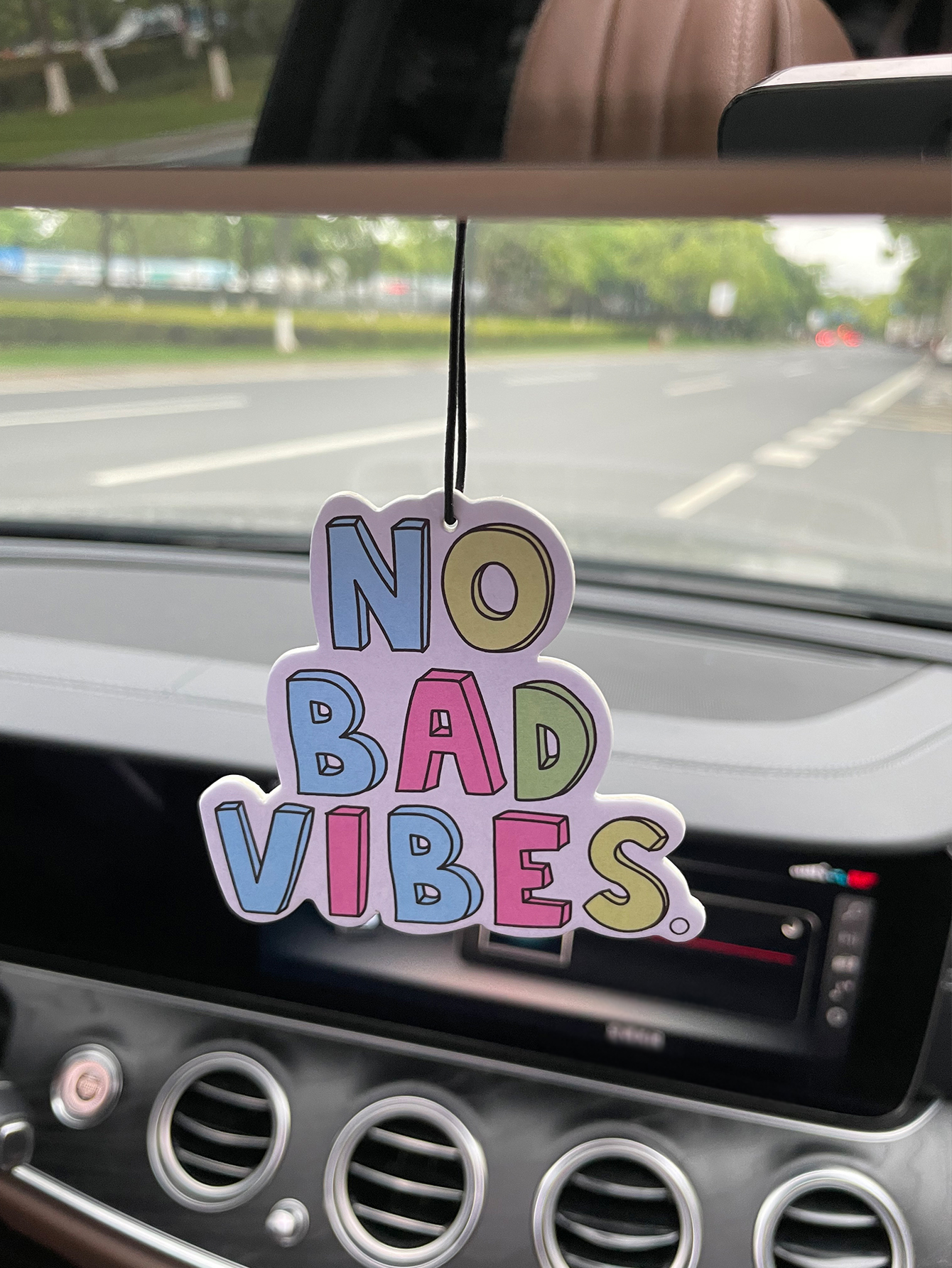 No Bad Vibes, Hilton Fresh Sce - Perfume Fragrance Store recension och pris