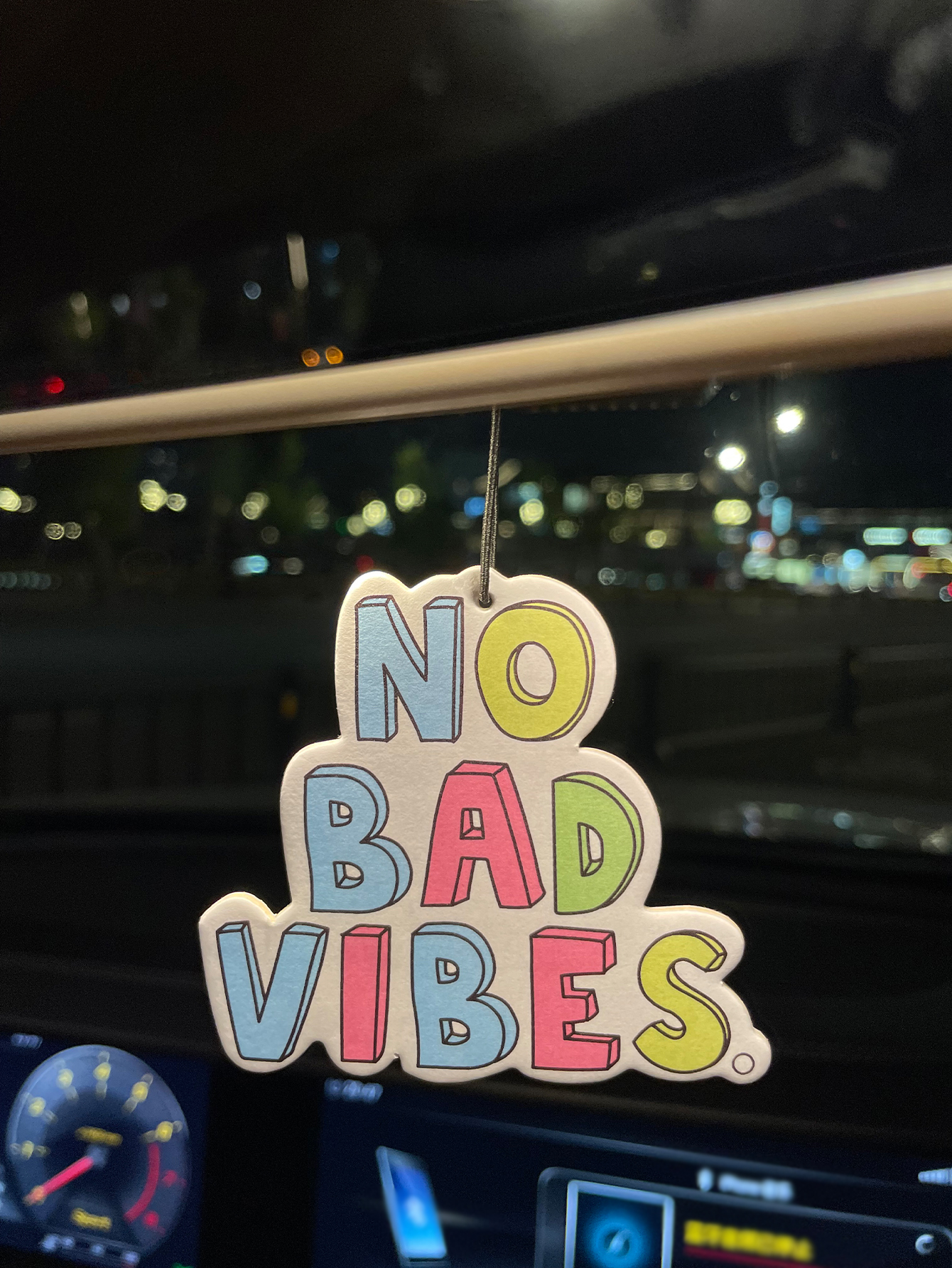 No Bad Vibes, Hilton Fresh Sce - Perfume Fragrance Store recension och pris