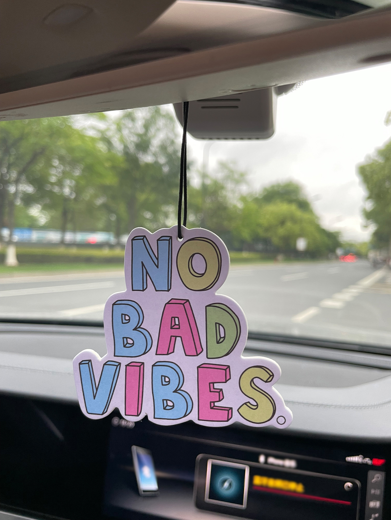 No Bad Vibes, Hilton Fresh Sce - Perfume Fragrance Store recension och pris